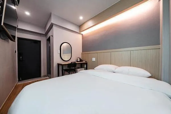 בוסאן Lime Hotel