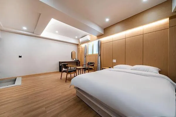 Lime Hotel Busan